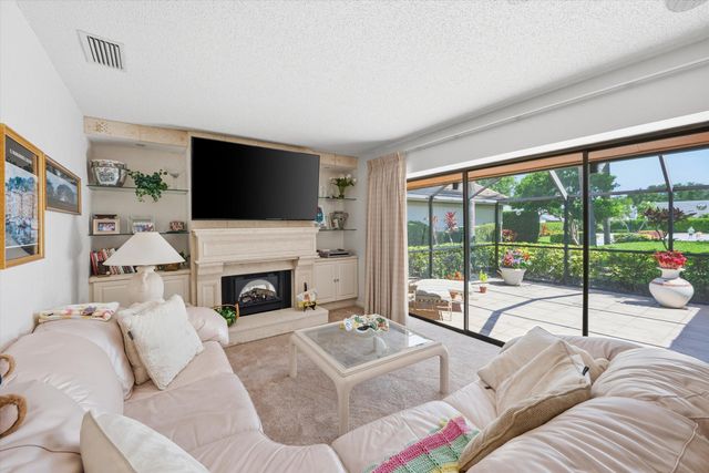 16997 Freshwind Circle, Jupiter, FL 33477