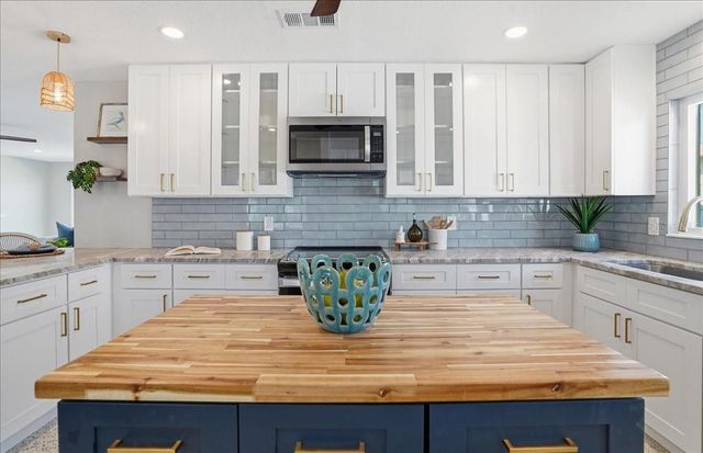 510 115TH AVENUE, Treasure Island, FL 33706