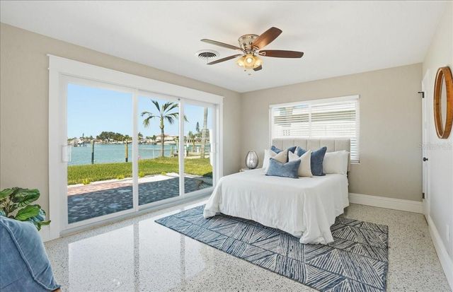 510 115TH AVENUE, Treasure Island, FL 33706