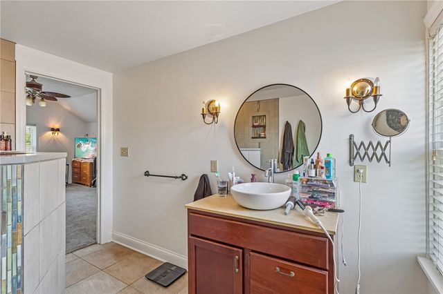 536&538 Lansdale Pl, Mt Lebanon, PA 15228