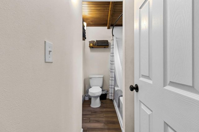 300 James Lane, Coldspring, TX 77331