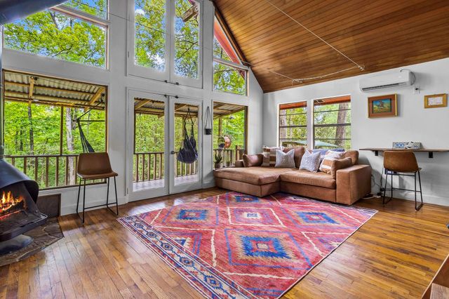 300 James Lane, Coldspring, TX 77331