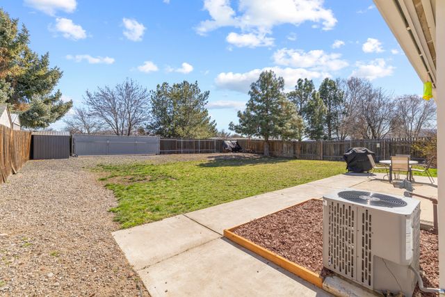 10553 Wright Avenue, Klamath Falls, OR 97603