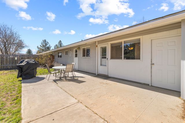 10553 Wright Avenue, Klamath Falls, OR 97603