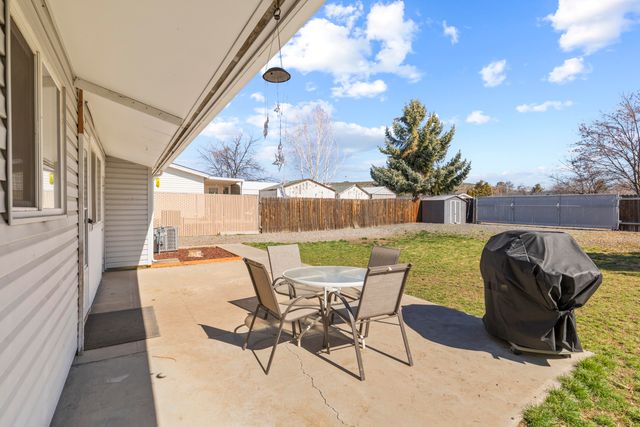 10553 Wright Avenue, Klamath Falls, OR 97603