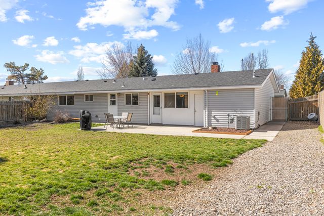 10553 Wright Avenue, Klamath Falls, OR 97603