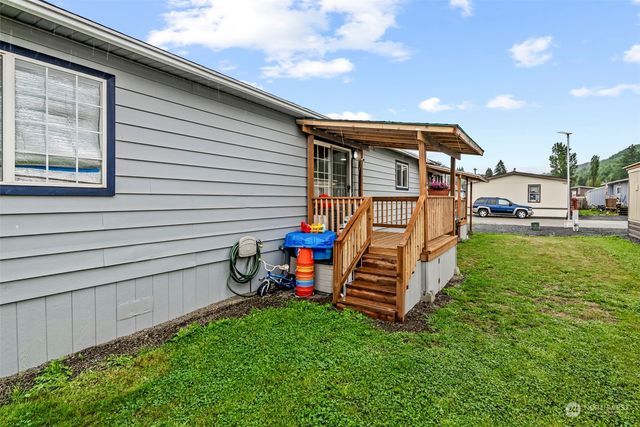 106 Francis Lane, Centralia, WA 98531