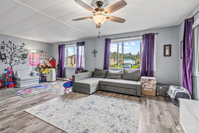 106 Francis Lane, Centralia, WA 98531