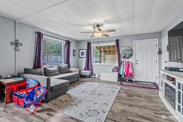 106 Francis Lane, Centralia, WA 98531