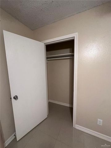 907 E Pebble Drive, Mission, TX 78574