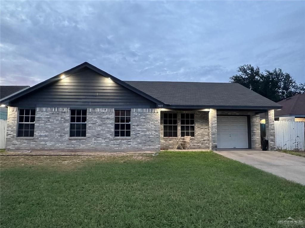 907 E Pebble Drive, Mission, TX 78574
