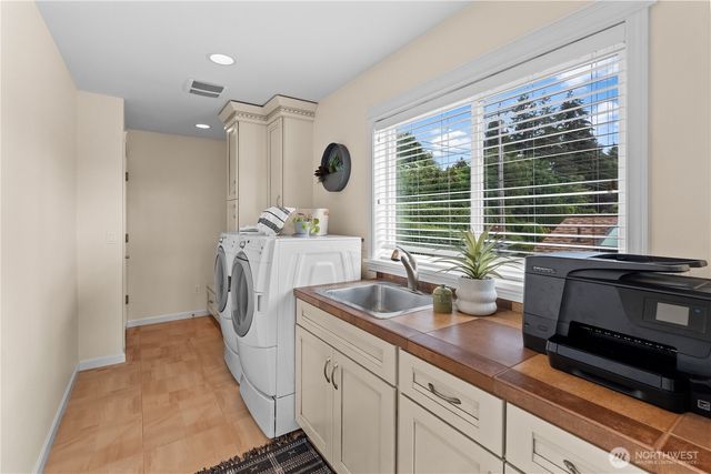 7804 Ray Nash Drive NW, Gig Harbor, WA 98335