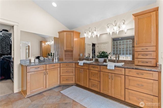 7804 Ray Nash Drive NW, Gig Harbor, WA 98335