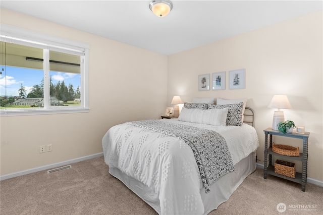 7804 Ray Nash Drive NW, Gig Harbor, WA 98335