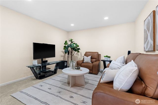 7804 Ray Nash Drive NW, Gig Harbor, WA 98335