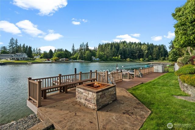 7804 Ray Nash Drive NW, Gig Harbor, WA 98335