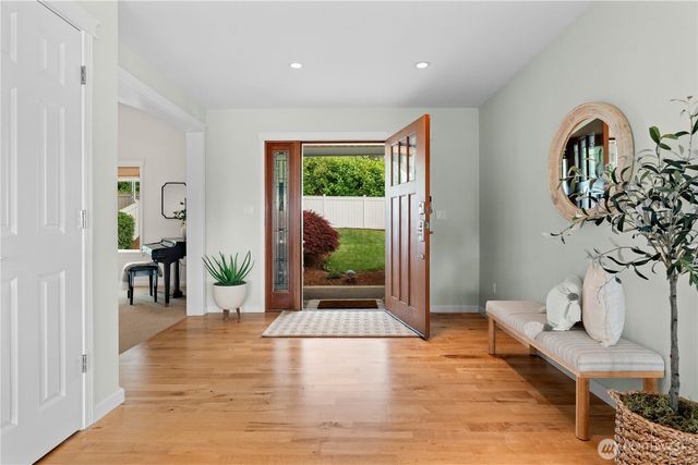 7804 Ray Nash Drive NW, Gig Harbor, WA 98335