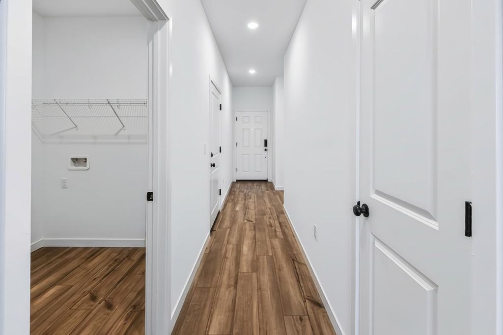 Image 15 of property listing at 628 Riley Avenue # 197, Chowchilla, CA 93610