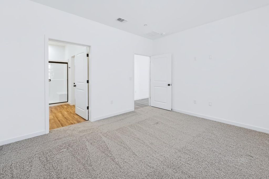 Image 22 of property listing at 628 Riley Avenue # 197, Chowchilla, CA 93610