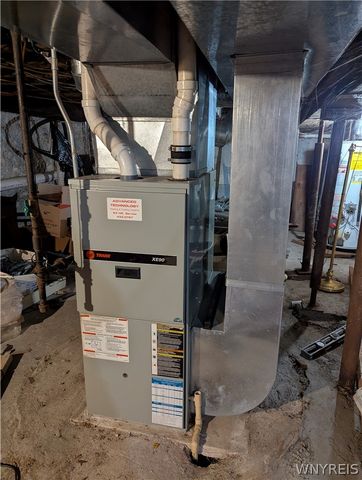 12 Ashley Place, Lockport City, NY 14094