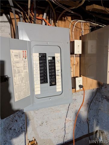 12 Ashley Place, Lockport City, NY 14094