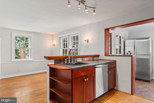 201 GLENDALOUGH RD, Glenside, PA 19038