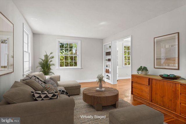 201 GLENDALOUGH RD, Glenside, PA 19038