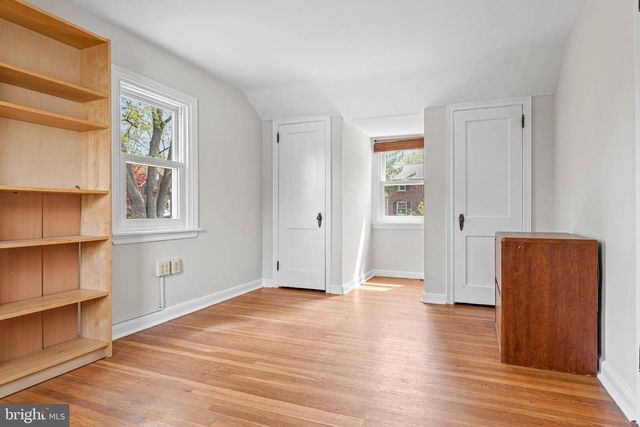 201 GLENDALOUGH RD, Glenside, PA 19038