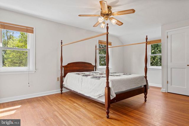 201 GLENDALOUGH RD, Glenside, PA 19038