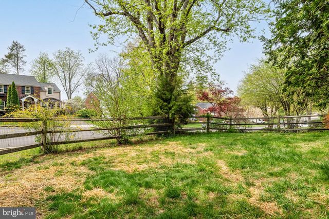 201 GLENDALOUGH RD, Glenside, PA 19038