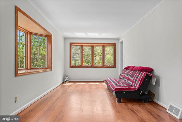 201 GLENDALOUGH RD, Glenside, PA 19038