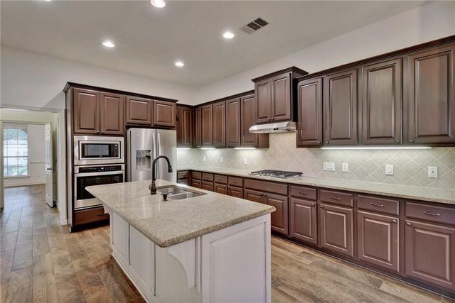 2814 Cool River LOOP, Round Rock, TX 78665