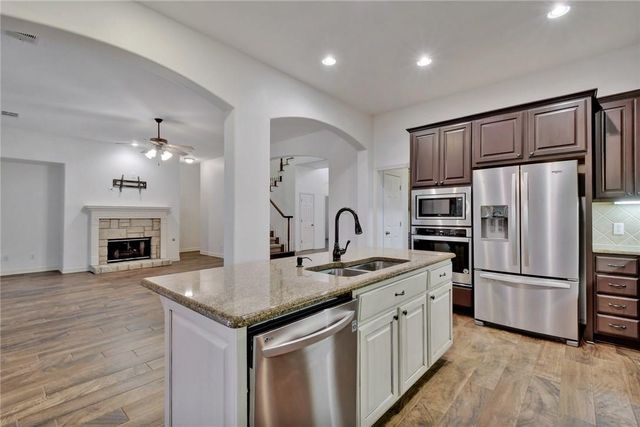 2814 Cool River LOOP, Round Rock, TX 78665