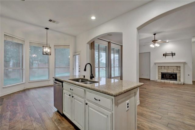 2814 Cool River LOOP, Round Rock, TX 78665