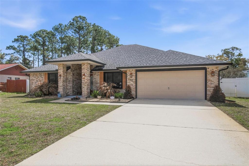 Image 3 of property listing at 129 FORT CAROLINE LANE, Palm Coast, FL 32137