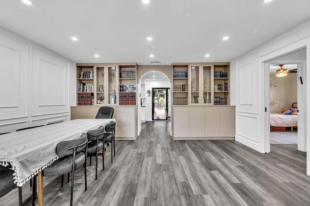 2001 N 52ND Avenue, Hollywood, FL 33021