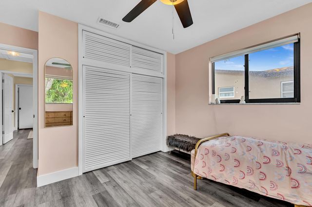 2001 N 52ND Avenue, Hollywood, FL 33021