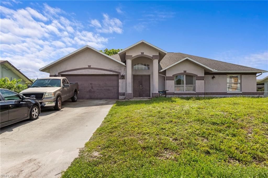 Image 1 of property listing at 3001 1st PL, Cape Coral, FL 33914