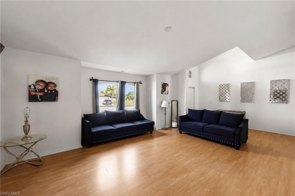 Image 3 of property listing at 3001 1st PL, Cape Coral, FL 33914
