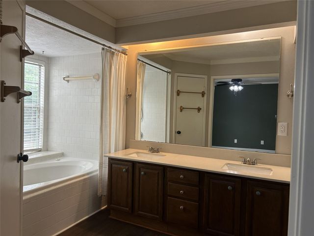 15802 Oak Mountain Drive, Houston, TX 77095