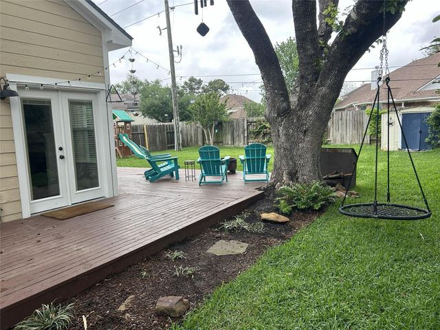 15802 Oak Mountain Drive, Houston, TX 77095