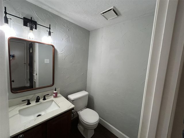 15802 Oak Mountain Drive, Houston, TX 77095