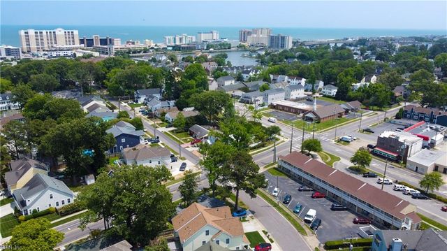 598 Pinewood Dr Apt 202, Virginia Beach, VA 23451