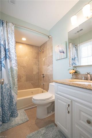 598 Pinewood Dr Apt 202, Virginia Beach, VA 23451