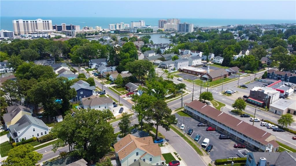 598 Pinewood Dr Apt 202, Virginia Beach, VA 23451