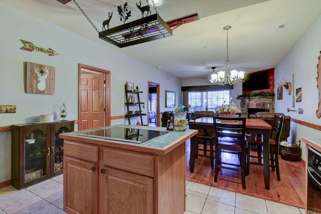 24 Village Trail 2, Branson, MO 65616
