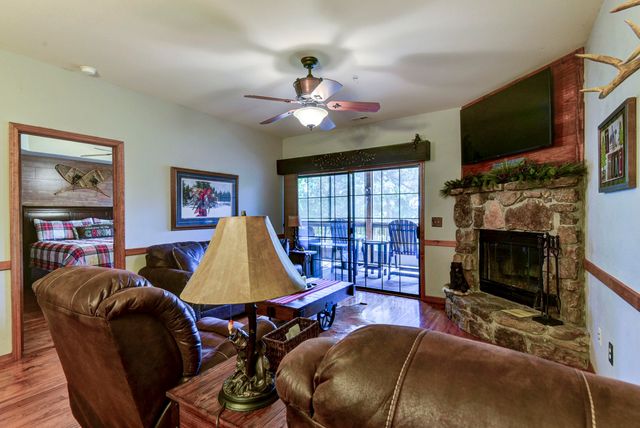 24 Village Trail 2, Branson, MO 65616