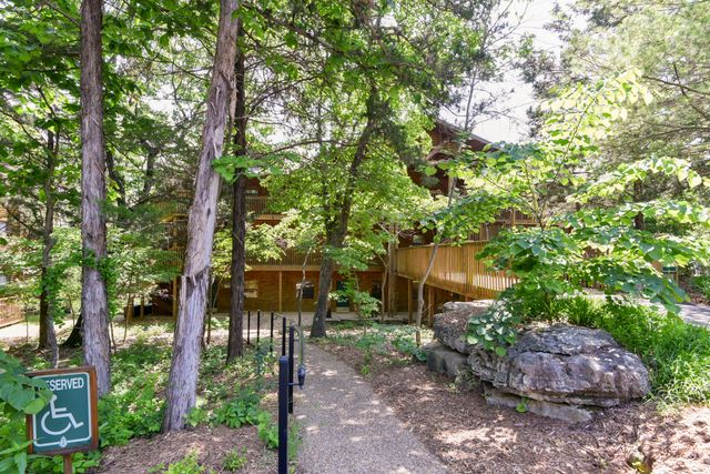 24 Village Trail 2, Branson, MO 65616