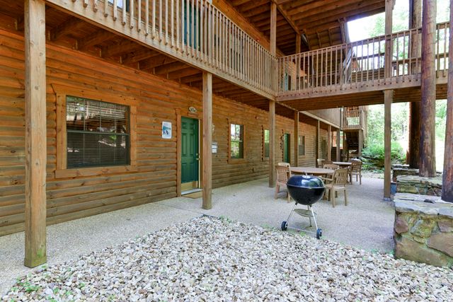 24 Village Trail 2, Branson, MO 65616