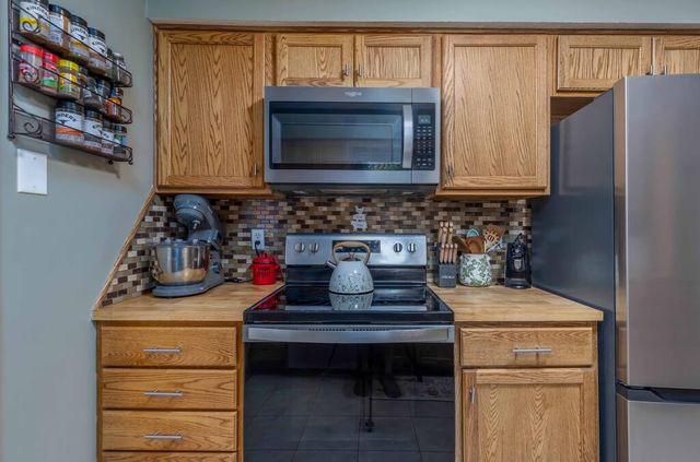 11 Lee Road 0509, Phenix City, AL 36870